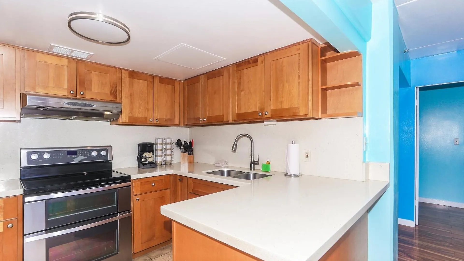 Ilikai Tower 1934 Condo With Fully Equipped Kitchen - Great For Longer Stays! Honolulu Apartmán