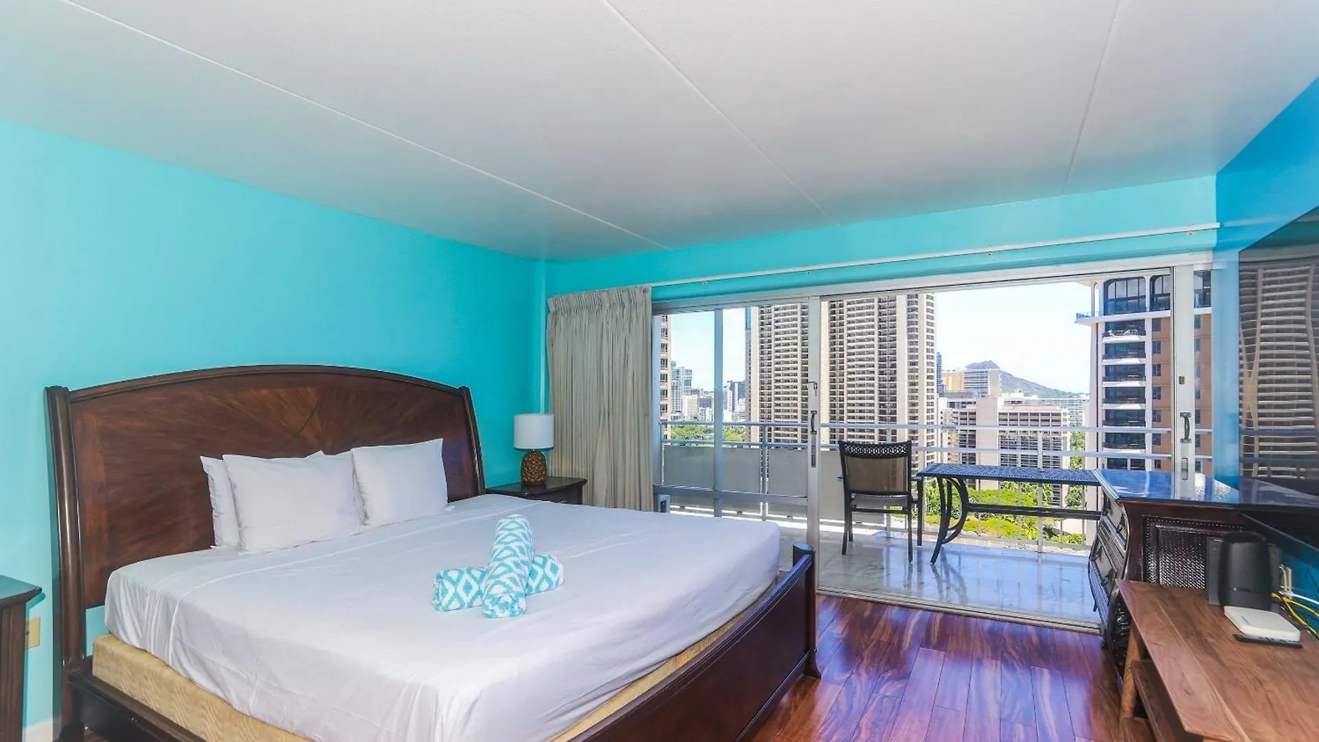Ilikai Tower 1934 Condo With Fully Equipped Kitchen - Great For Longer Stays! Honolulu